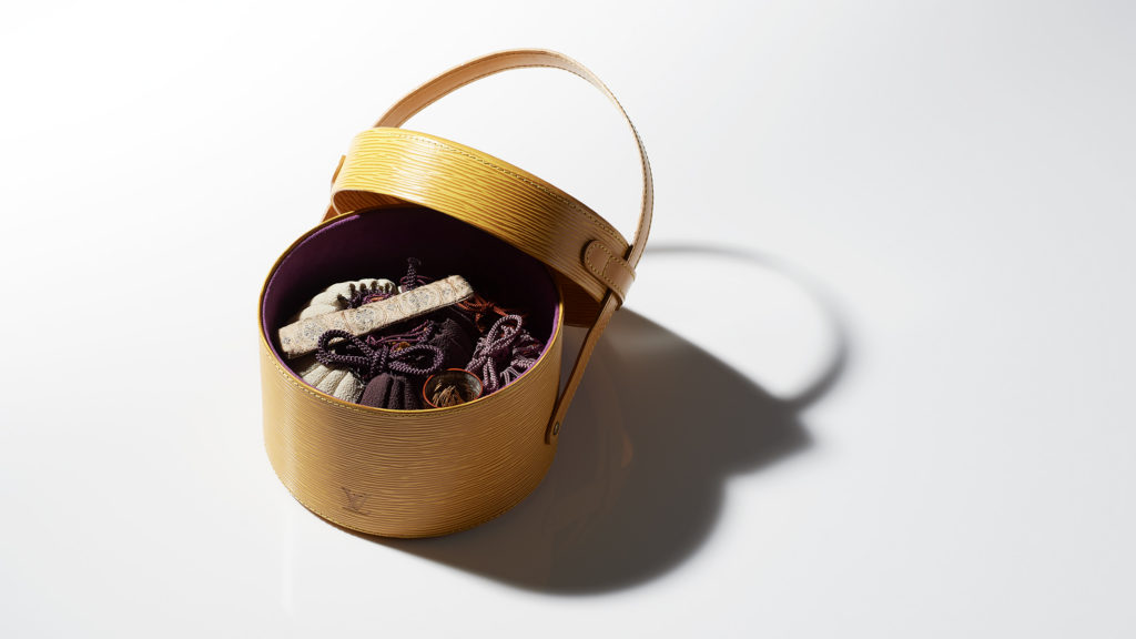 visionary_1002_rensai_nakamura_bag_020